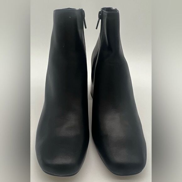 Sold on Mercari! BELLA VITA Women's Wilma Square Toe Ankle Boots Black Size 7 - Picture 4 of 11